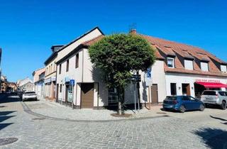 Haus kaufen in 16792 Zehdenick, kleines Stadt-Eckhaus mit Gewerbe und Wohneinheit in bester Innenstadtlage