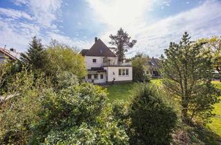 Villa kaufen in 90482 Laufamholz, Charaktervolle Villa mit parkähnlichem Grundstück in ruhiger Bestlage
