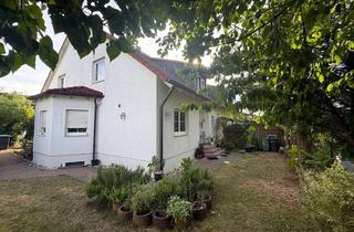 Doppelhaushälfte kaufen in 91301 Forchheim, Großzügige Doppelhaushälfte mit Südterrasse und viel Platz für die ganze Familie