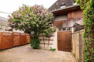 Haus kaufen in Ackerstraße 261, 47809 Oppum, Arbeit inklusive. Möglichkeiten unbegrenzt.