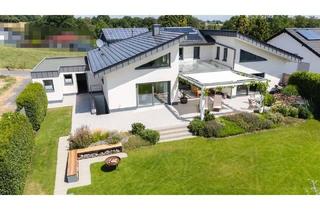 Haus kaufen in 53578 Windhagen, Exklusiver Bungalow mit EinliegerwohnungWindhagen-Ortsteil