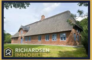 Haus kaufen in 25924 Emmelsbüll-Horsbüll, Repräsentatives, top saniertes Reetdachhaus in ruhiger Lage nahe der Nordsee