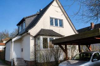 Haus mieten in 21465 Reinbek, Einfamilienhaus mit Garten in begehrter Lage, energetisch saniert