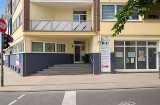 Büro zu mieten in 52353 Düren, Lichtdurchflutete Gewerbeeinheit für Agentur, Büro, Praxis uvm. in Zentraler Lage