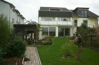 Wohnung mieten in Heinrich-Heine-Str. 26, 53225 Beuel, Bonn-Beuel, 3 ZKB, 93 qm, kernsanierte Wohnung, 2 Balkone, Stellplatz