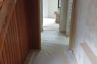 Wohnung mieten in Untere Kippstraße 16, 69198 Schriesheim, Wohnung mit Renovierungspotenzial – Mietfreistellung gegen Eigenleistung