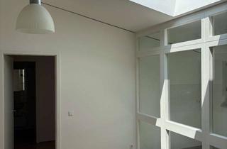 Wohnung mieten in 85521 Ottobrunn, Lichtdurchflutete 3,5-Zimmer-Wohnung mit neuer Küche und Balkon in Ottobrunn