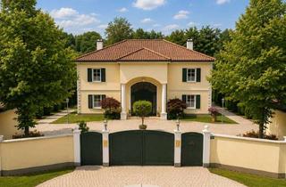 Villa kaufen in 85456 Wartenberg, Villa Medici: Repräsentatives Anwesen mit Gästehaus, mediterranem Flair und großem Grundstück