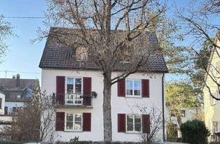 Haus kaufen in 70734 Fellbach, Charmantes, kleines 3-Familienhaus mit Garten - komplett frei - perfekt für Umbau - mit Ihren Ideen