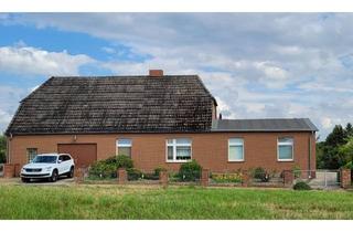 Einfamilienhaus kaufen in 23936 Plüschow, Ostseenahes Einfamilienhaus in Randlage mit großzügigem Grundstück