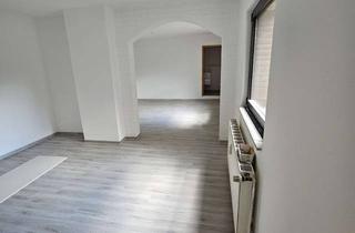 Haus mieten in 41564 Kaarst, Wohnen mit Charakter: Individuelles Haus in Kaarst