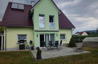 Haus mieten in Am Kugelfang, 91220 Schnaittach, Hochwertiges Architektenhaus (Baujahr 2012, Erstbezug 2013) – KfW-70-Einfamilienhaus in traumhafter