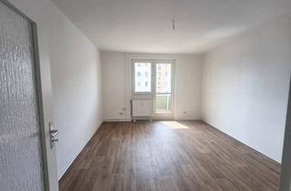 Wohnung mieten in 06217 Merseburg, Wohnung im ruhigen Mehrfamilienhaus- frisch renoviert!