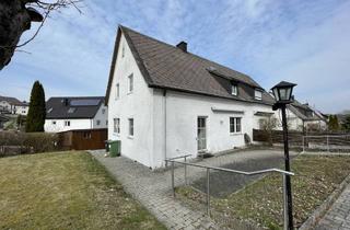 Doppelhaushälfte kaufen in 92681 Erbendorf, Ihr neues Zuhause – Doppelhaushälfte mit schönem Grundstück, ruhig und zentrumsnah gelegen!