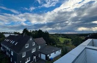 Wohnung kaufen in 42929 Wermelskirchen, Wermelskirchen - 4,4 % Rendite von Privat - Helle 2-Zimmer-Dachgeschosswohnung