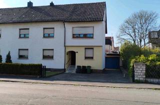 Haus kaufen in 96465 Neustadt, Neustadt bei Coburg - Schönes Zweifamilienhaus mit Garten in guter Lage in Neustadt-Cbg