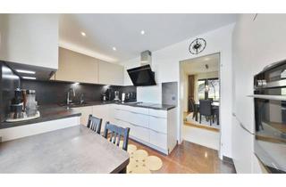 Wohnung kaufen in 97076 Lengfeld, Perfekt geschnittene 4-Zimmer-Wohnung mit zwei Bädern und Außenstellplatz