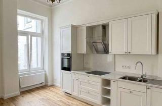 Wohnung mieten in Adalbertsteinweg 111, 52070 Aachen, Kernsanierter Altbau Erstbezug - Perfekt für Paare / 2er WG