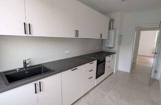 Wohnung mieten in 58455 Witten, Luxuriöse Wohnperle: Neuwertiges Bad, Balkon und moderne EBK