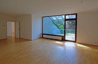Wohnung mieten in 25436 Tornesch, Großzügige 3,5-Zimmer-Wohnung mit Loggia und Gartenblick