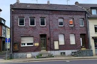 Mehrfamilienhaus kaufen in An Gut Nazareth 33-35, 52353 Düren, Charmantes Mehrfamilienhaus zum Sanieren in Düren.