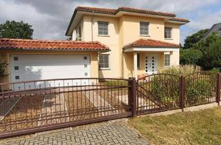 Villa kaufen in 14513 Teltow, Neu: Finanzierungshinweis. Provisionsfrei: Moderne exklusive Stadtvilla in ruhiger Teltower Lage