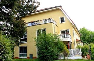 Wohnung kaufen in Floningweg 16, 12107 Mariendorf (Tempelhof), VERMIETETE Wohnung mit Balkon und großer Terrasse in Stadtvilla - Kapitalanlage mit 4,5% Rendite