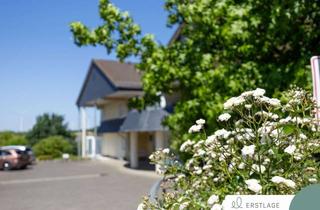Wohnung kaufen in 55481 Kirchberg, GEPFLEGTE 64 M² WOHNUNG IN DER SENIORENWOHNANLAGE HUNSRÜCK-HÖHE, KIRCHBERG