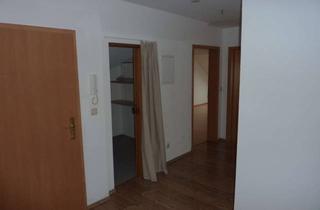 Wohnung kaufen in 01127 Pieschen-Süd, Lichtdurchflutete 3-Zimmer Atelierwohnung in Dresden Pieschen zu verkaufen