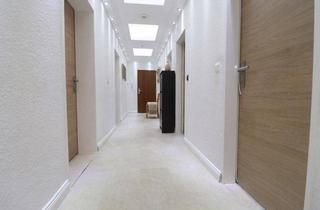 Wohnung kaufen in 78224 Singen, Gepflegte 2-Zimmer-Erdgeschosswohnung mit Balkon in Singen (Hohentwiel)