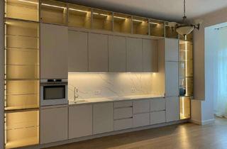 Wohnung mieten in Schloßstraße 69, 12165 Steglitz, Kernsanierter Altbau mit Aufzug im 3. OG: 2 Zimmer, Designküche & Einbauschränke & Vorhänge nach Maß
