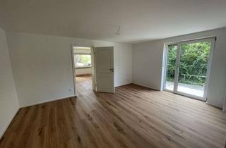 Wohnung mieten in 93161 Sinzing, Erstbezug nach Kernsanierung - Große 4,5-Zimmer-Wohnung mit Garten