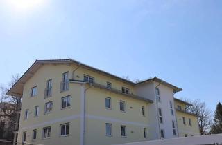 Wohnung mieten in Bahnhofstraße, 84419 Schwindegg, Großzügige Wohnung mit 4 Zimmern, riesiger Terrasse inkl. eigenem Garten und Aufzug