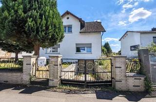 Einfamilienhaus kaufen in 63667 Nidda, Freistehendes Einfamilienhaus mit Potenzial – interessante Gelegenheit für Kapitalanleger und Eig