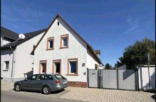 Haus kaufen in Erste Neugasse 39, 68623 Lampertheim, Zwei Häuser auf einem Grundstück in Lampertheim – Ideal für Mehrgenerationen oder Vermietung