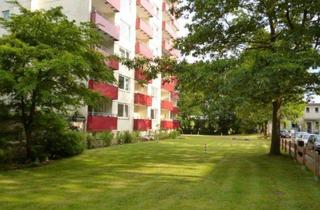 Wohnung kaufen in 25421 Pinneberg, Pinneberg: vermietete 2 Zi.-Wohnung mit Garage zu verkaufen