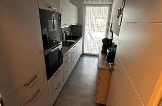 Wohnung kaufen in 33758 Schloß Holte-Stukenbrock, Schloß Holte-Stukenbrock - Moderne 2 Zimmerwohnung mit großem Balkon und TG