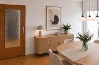 Wohnung kaufen in 25491 Hetlingen, Wohnen nahe der Elbe: Charmante Maisonette mit Loggia