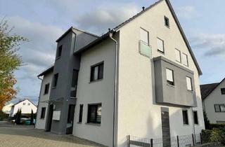 Wohnung mieten in 91315 Höchstadt, Moderne 3-Zimmer-Wohnung mit großem Spitzboden, Balkon, Einbauküche und 2 Stellplätzen in Höchstadt
