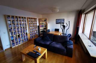 Wohnung mieten in 91054 Burgberg, Helle 2-Zimmer-Hochparterre-Wohnung mit Balkon und Einbauküche in Erlangen