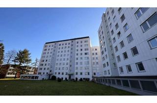 Wohnung mieten in 25451 Quickborn, Modernisierte 3-Zimmer-Wohnung mit großem Balkon, Tiefgarage, Pool & Sauna