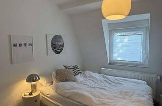 WG-Zimmer mieten in Ardeystraße 121, 58452 Witten, Heyy:) In unserer WG wird ab August ein Zimmer frei! Die Wohnung liegt im dritten OG und hat 3 Zimm