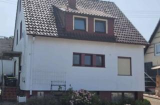 Haus kaufen in 75305 Neuenbürg, Offen für Angebote: 6.0-Zimmer Haus in Neuenbürg