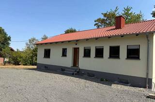 Haus mieten in Flurhof, 67681 Wartenberg-Rohrbach, Wohnen mit Charakter: Einfamilienhaus in Wartenberg-Rohrbach in Alleinlage im Grünen