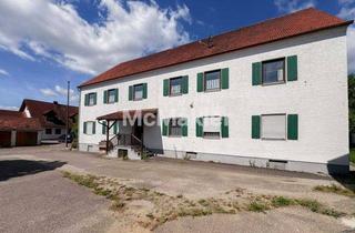 Haus kaufen in 86568 Hollenbach, Sanierungsbedürftiges Zweifamilienhaus mit großem Entwicklungspotenzial auf 1100m² Grundstücksfläche