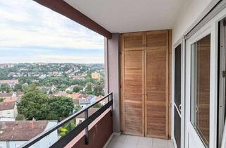 Wohnung mieten in Bergstraße 59, 97076 Lengfeld, Einladung in dein/euer neues Zuhause (2 Zi, 6. Stock, Aufzug, Balkon, Stellplatz, EBK)