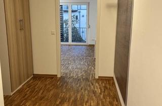 Wohnung mieten in 85579 Neubiberg, Frisch renoviert: Teilmöblierte 2-Zi.-Wohnung mit Fußbodenheizung & ruhigem Balkon
