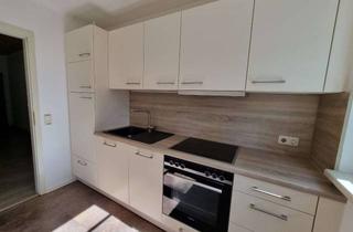 Wohnung mieten in Dr.-Richard-Schmincke-Str., 08645 Bad Elster, Wohnen mit Charakter: 2,5-Zimmer-Wohnung in Bad Elster