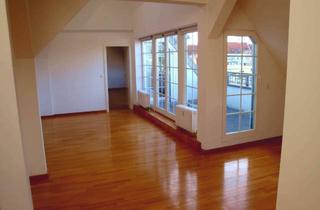 Wohnung mieten in Olivaer Platz, 10707 Wilmersdorf, Sanierte lichtdurchflutete 4-Zi DG-Wohnung in der Nähe vom Olivaer Platz