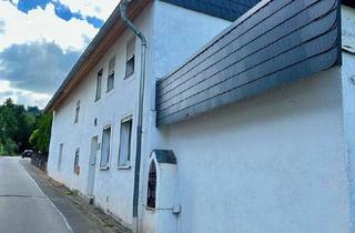 Haus kaufen in 54538 Kinheim, Sanierungsbedürftiges Haus mit großem Grundstück